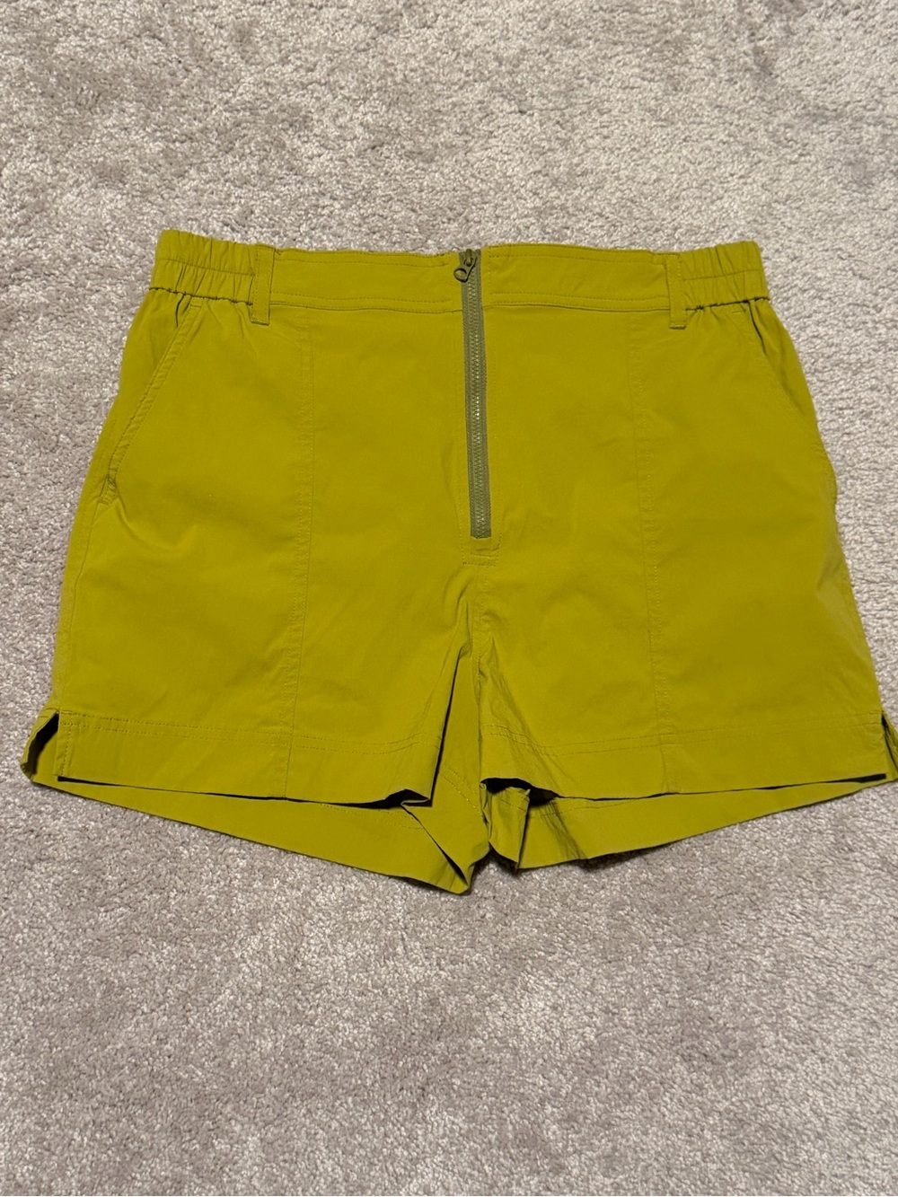 Madewell MWL Olive-Green Performance Shorts